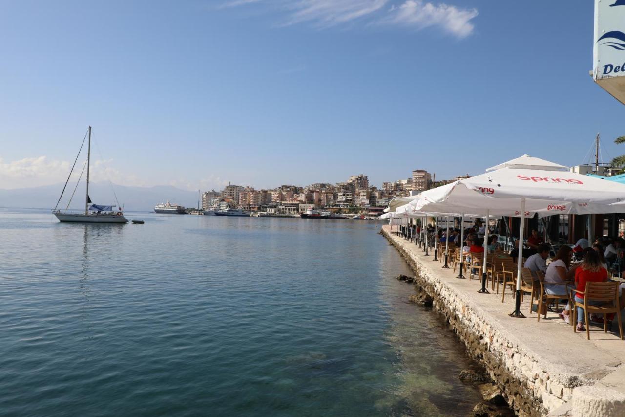 Luxury Seafront Apartments Sarande Ngoại thất bức ảnh