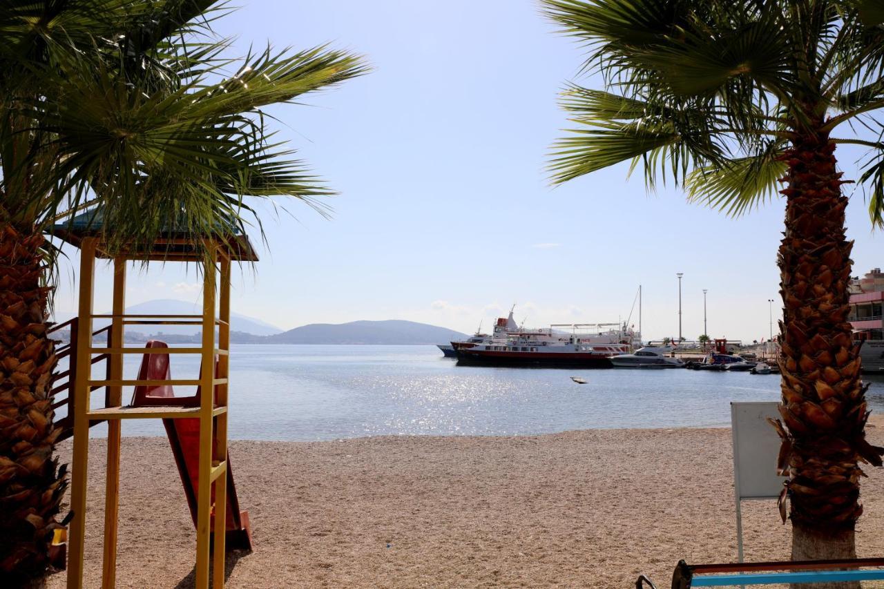 Luxury Seafront Apartments Sarande Ngoại thất bức ảnh