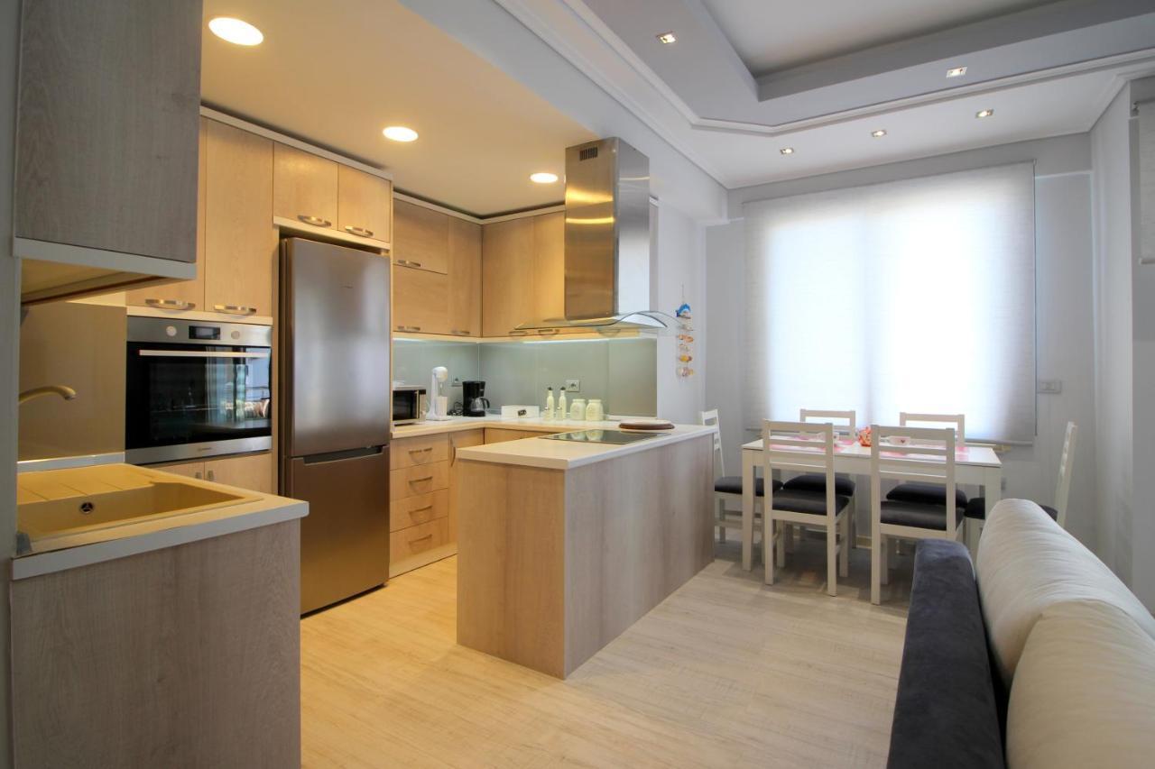 Luxury Seafront Apartments Sarande Ngoại thất bức ảnh