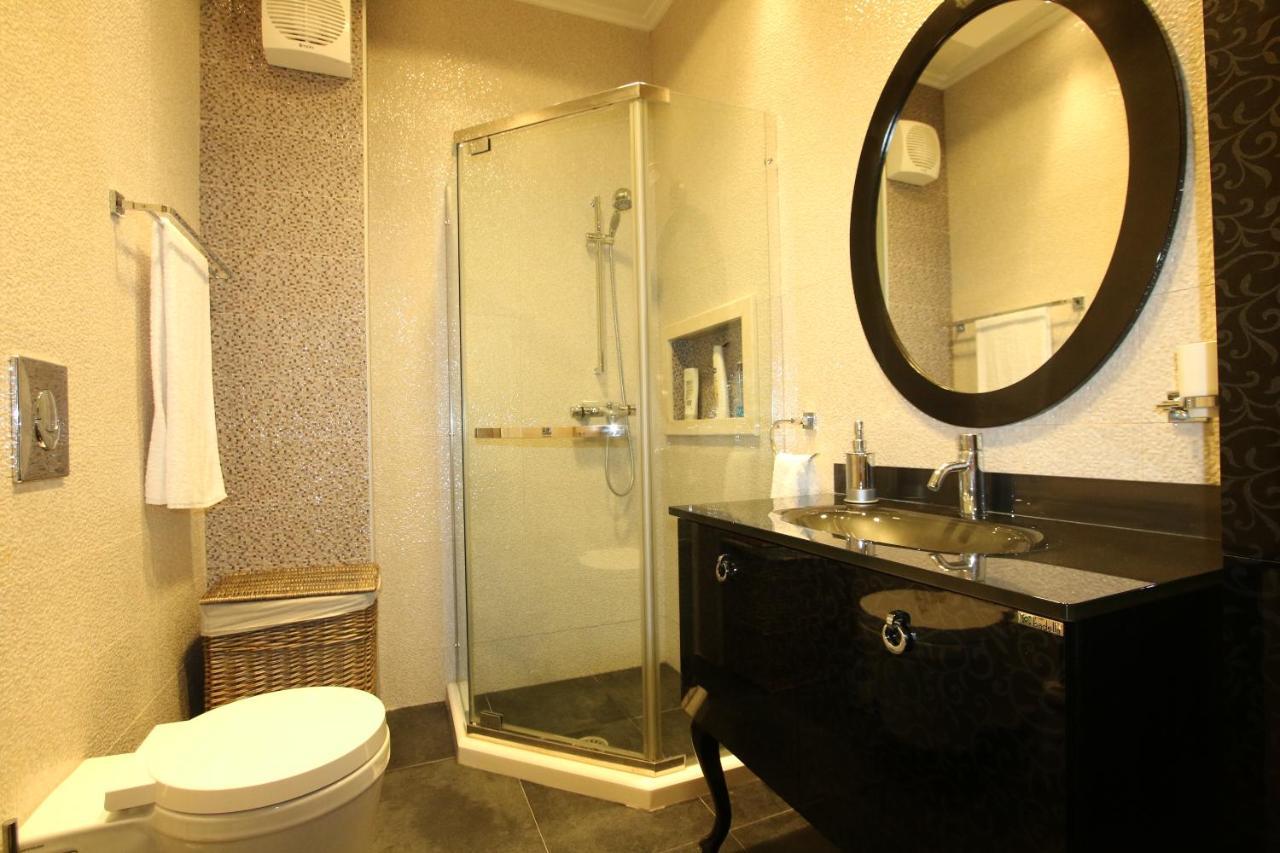 Luxury Seafront Apartments Sarande Ngoại thất bức ảnh