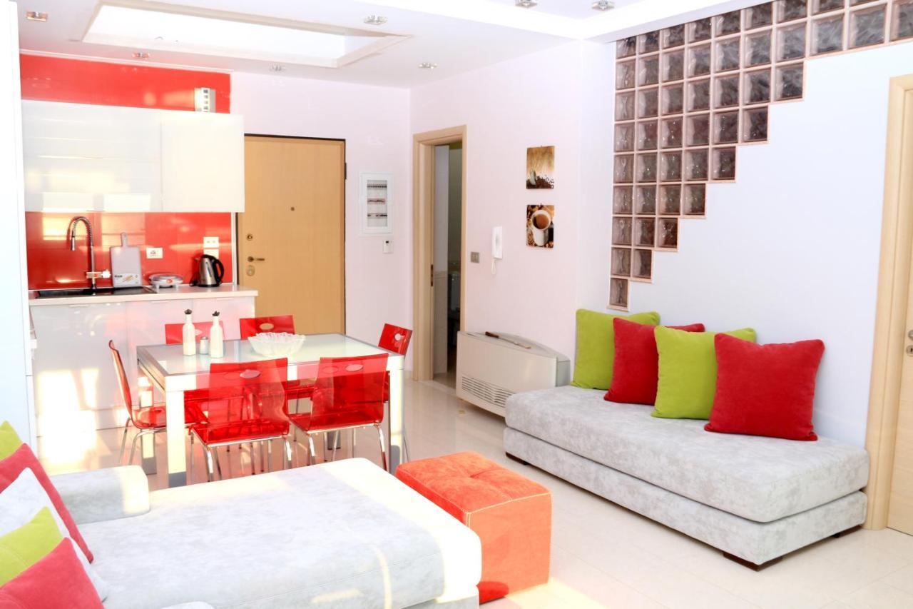 Luxury Seafront Apartments Sarande Ngoại thất bức ảnh