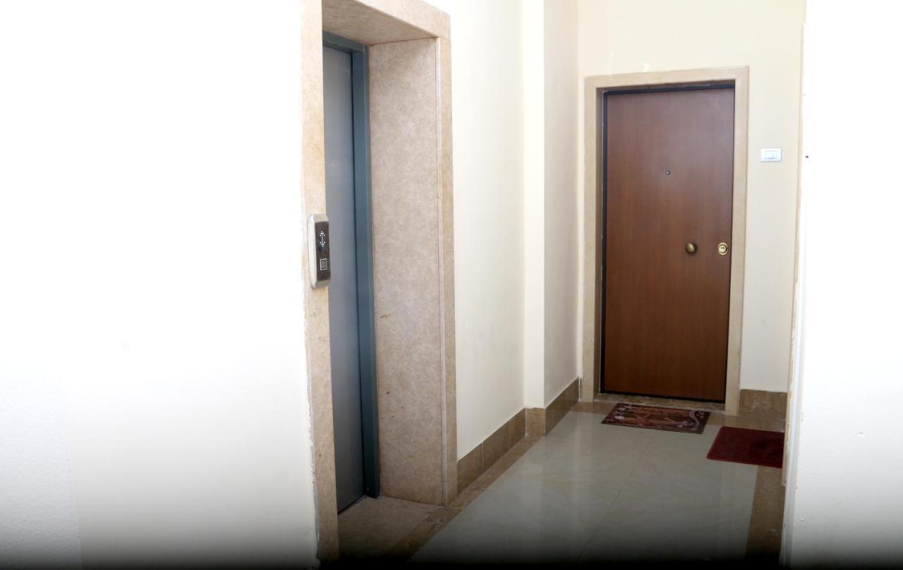 Luxury Seafront Apartments Sarande Ngoại thất bức ảnh