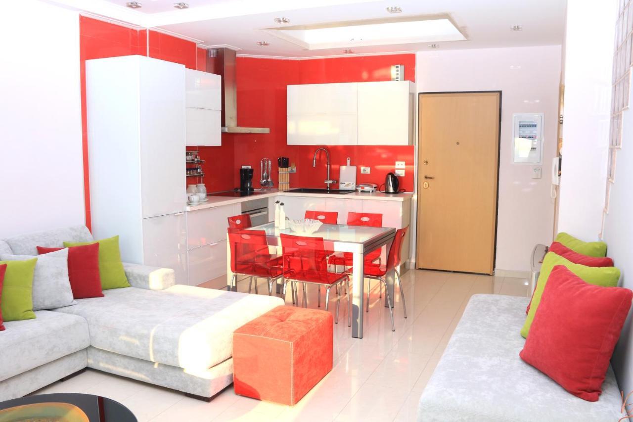 Luxury Seafront Apartments Sarande Ngoại thất bức ảnh