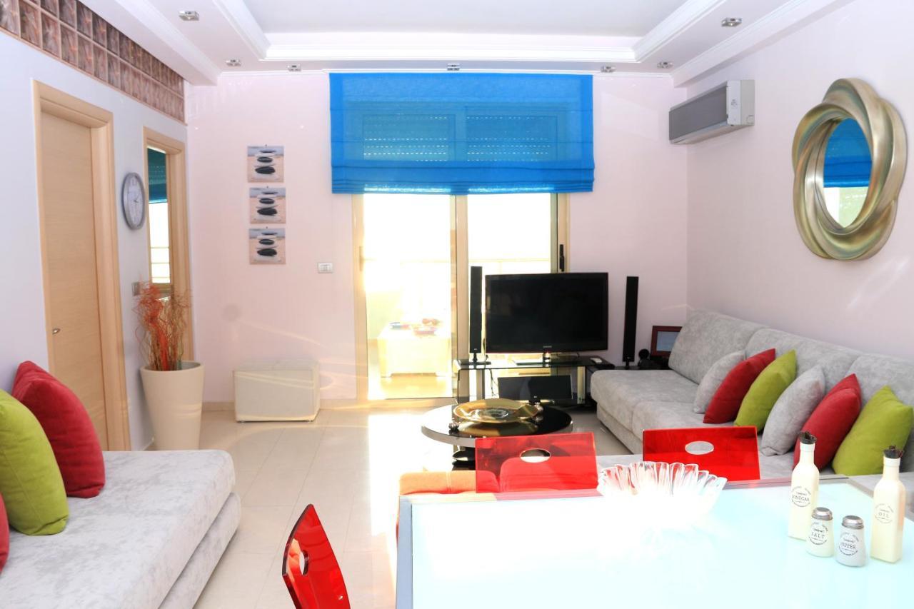 Luxury Seafront Apartments Sarande Ngoại thất bức ảnh